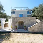 Fereniki's Place Gaios