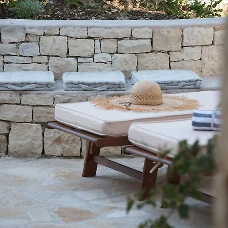 Fereniki's Place アパート *